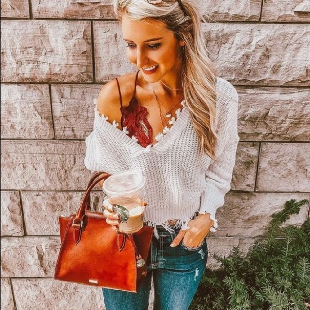 Boho Ripped frayed distressed v neck sweater white - Picture 2 of 11